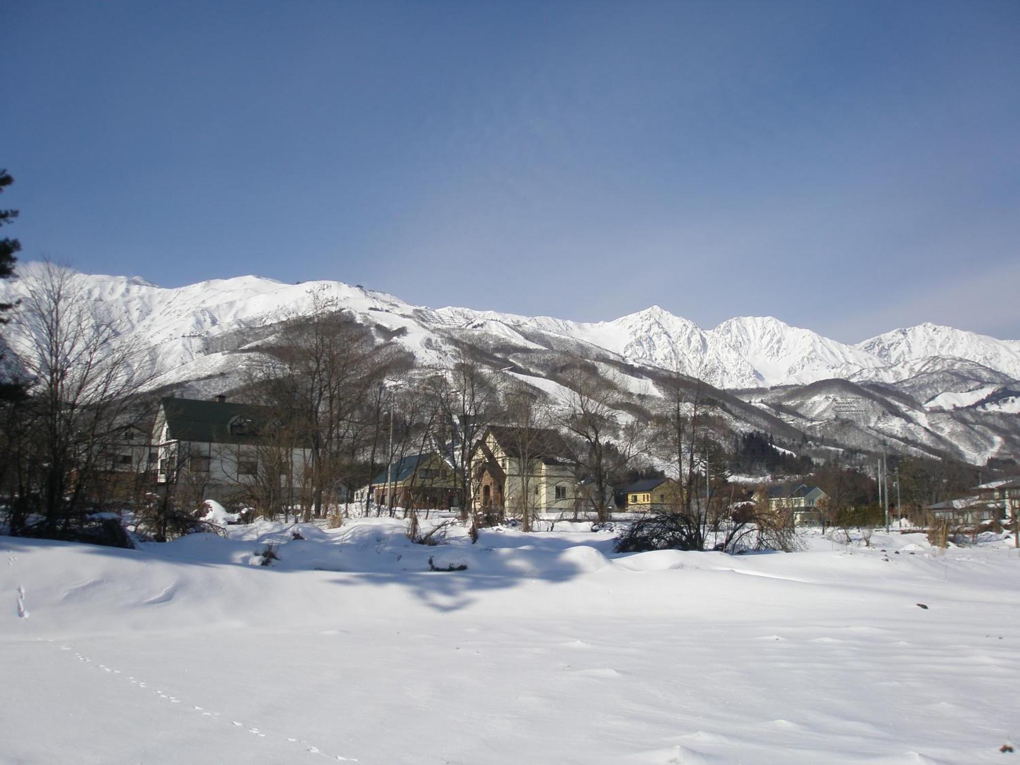 Alpine Wind Bed & Breakfast Хакуба Екстериор снимка