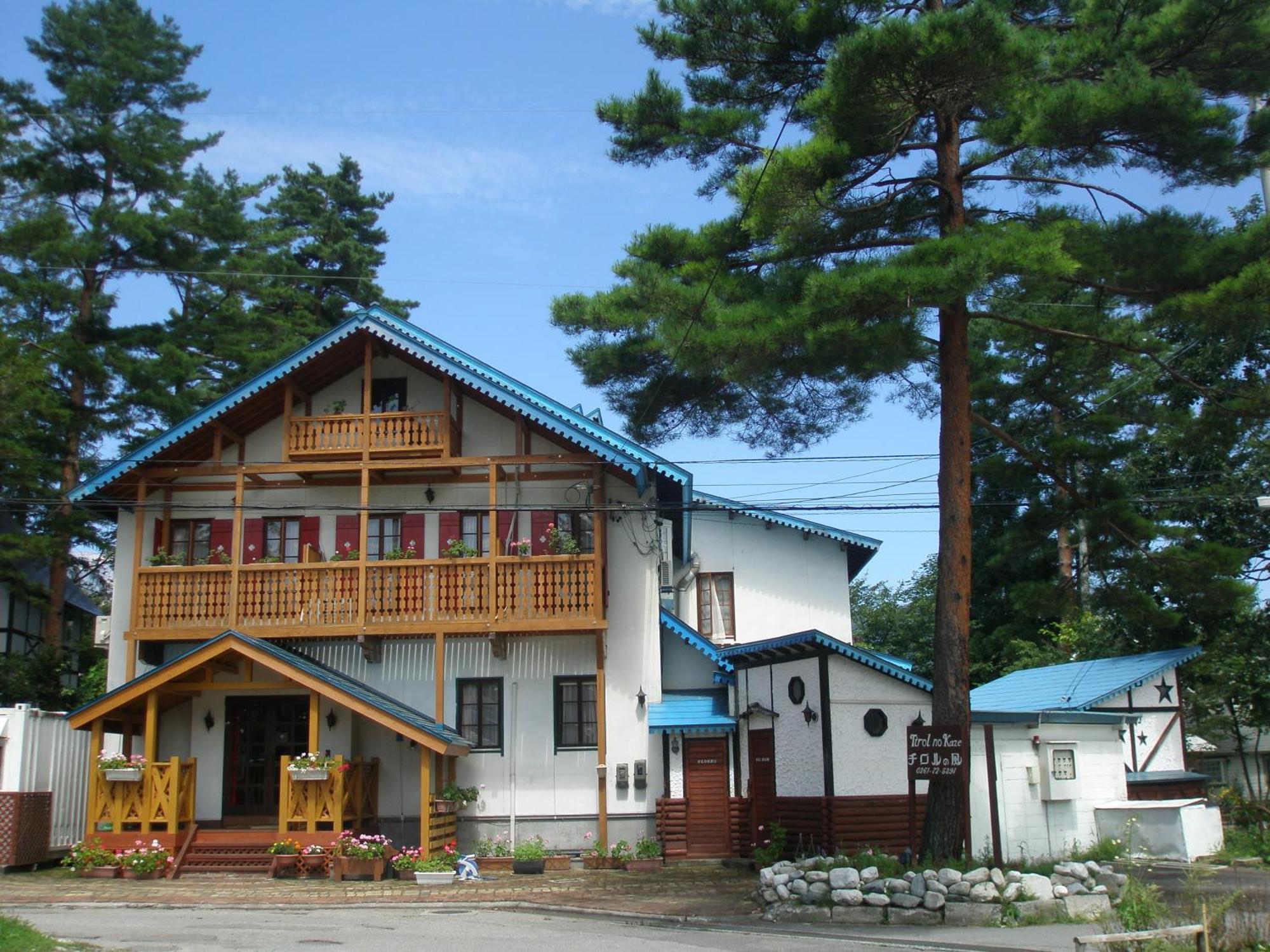 Alpine Wind Bed & Breakfast Хакуба Екстериор снимка