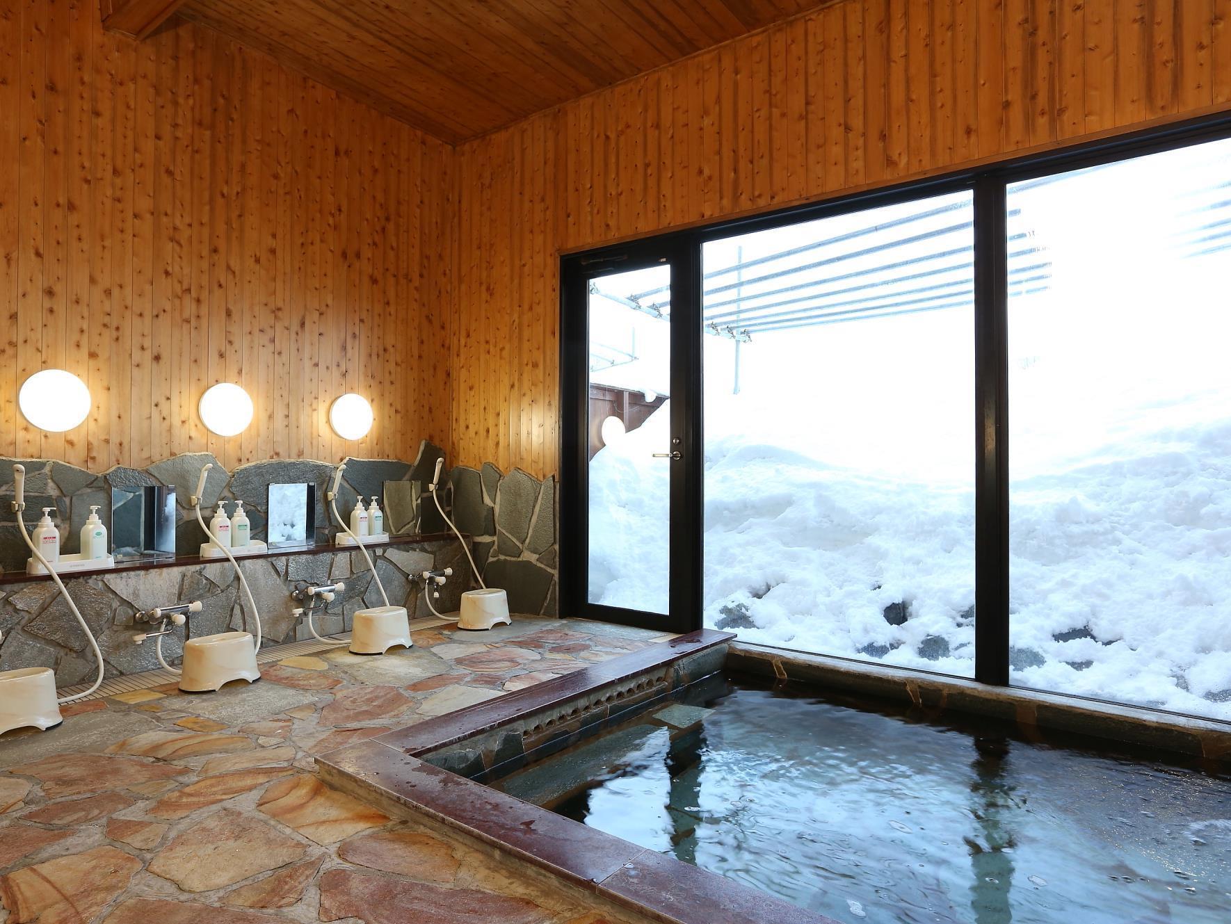 Alpine Wind Bed & Breakfast Хакуба Екстериор снимка