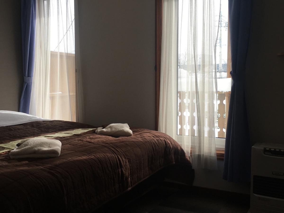 Alpine Wind Bed & Breakfast Хакуба Екстериор снимка